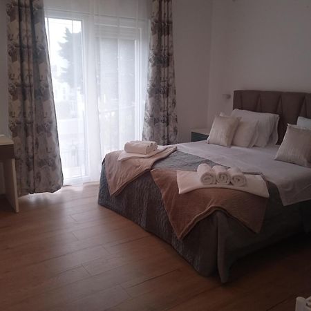 Jolie Ann Marie Apartment Kaštela المظهر الخارجي الصورة